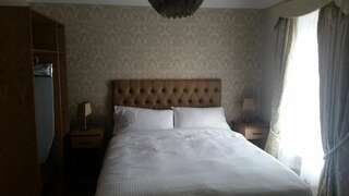 Отели типа «постель и завтрак» The Central, Buncrana Банкрана Номер с кроватью размера «king-size»-1
